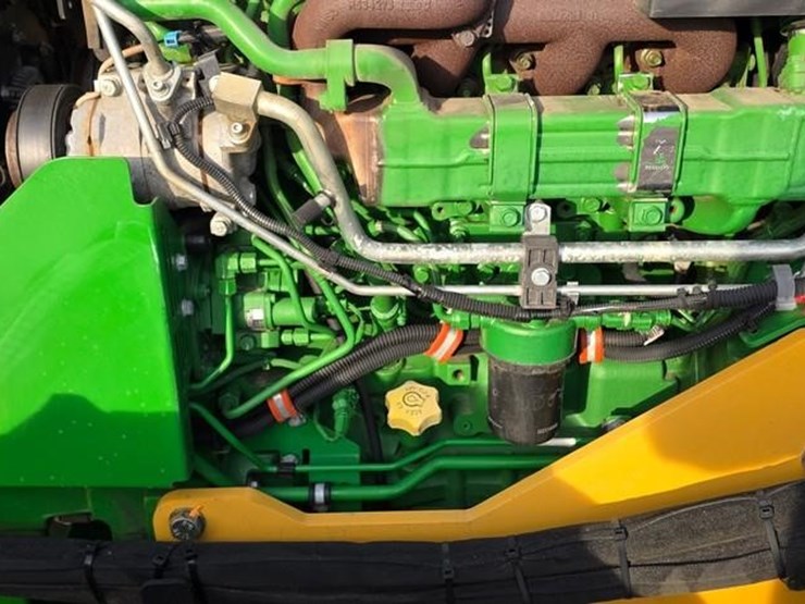 2019-john-deere-5100e-image-51
