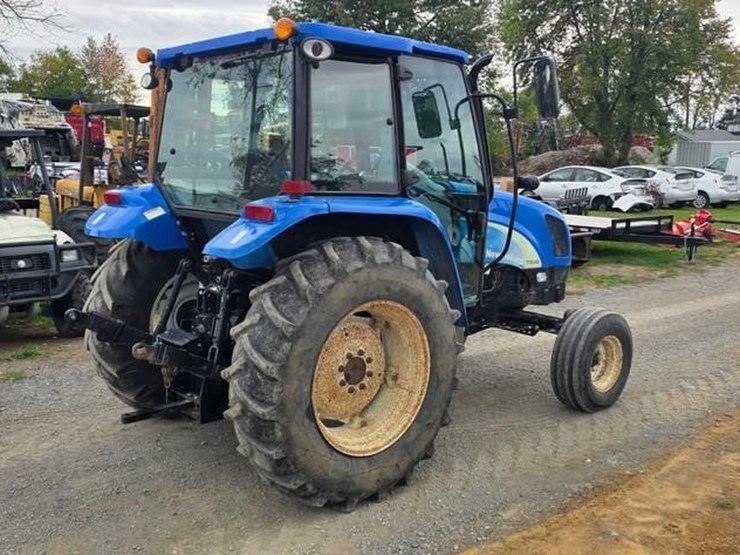 new-holland-t5040-image-3