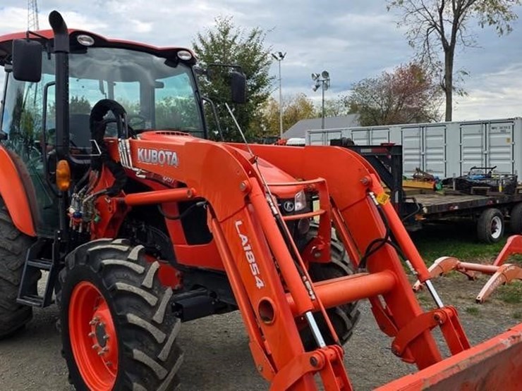 2017-kubota-m5-091d-image-38