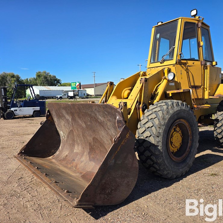 1974 Caterpillar 930 Wheel Loader