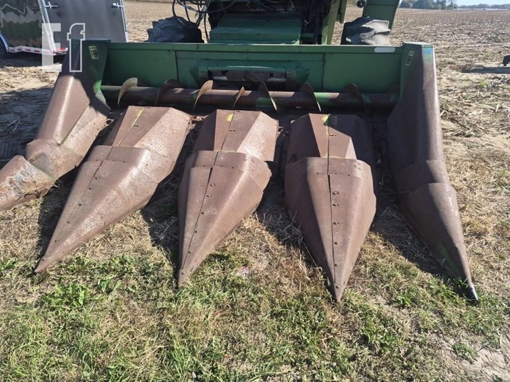 john-deere-444-image-2
