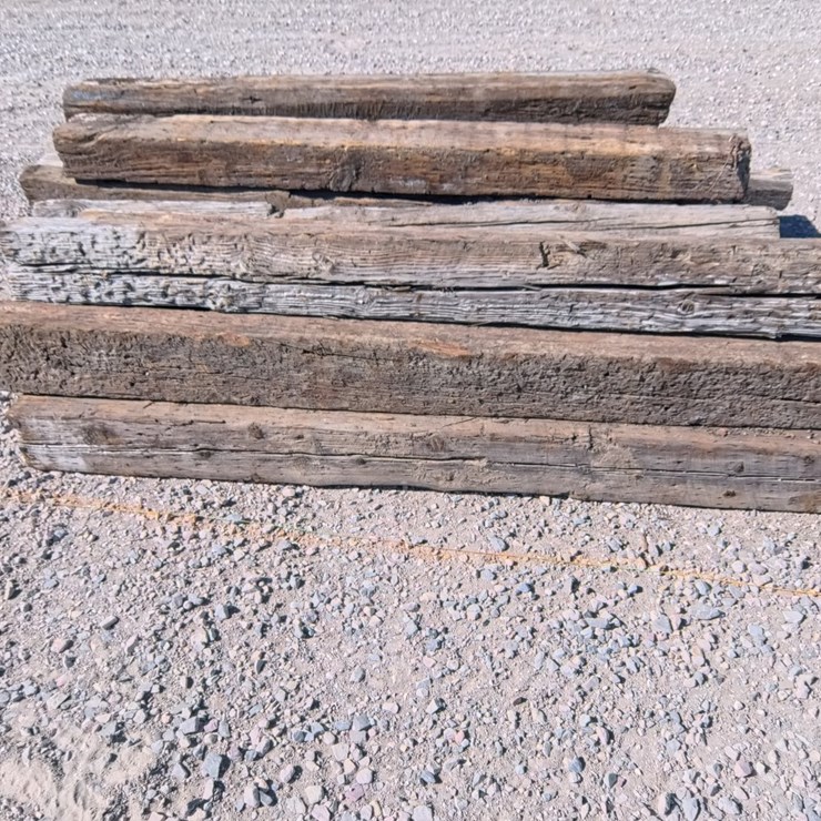 #2025 • Used 8ft Railroad Ties (29 Count)