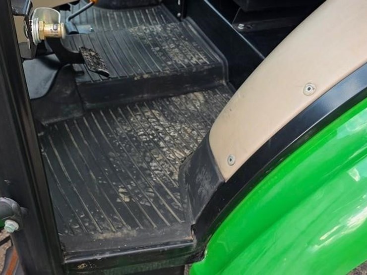 2016-john-deere-5065e-image-48