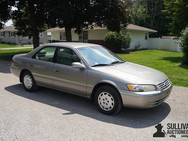 run-#167---1998-toyota-camry-clx-sedan-image-3