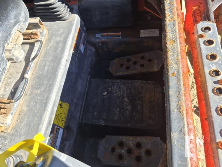 kubota-ssv65-image-13