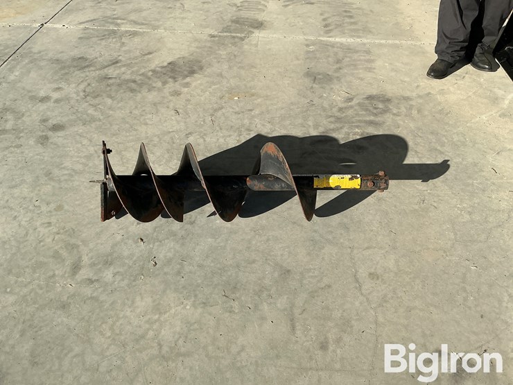 skid-steer-auger-image-8