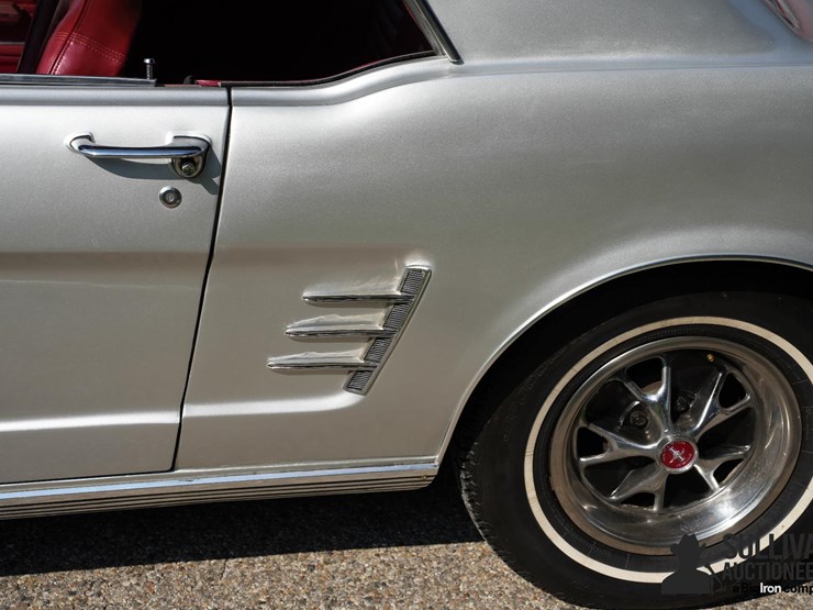 run-#88---1966-ford-mustang-coupe-image-19
