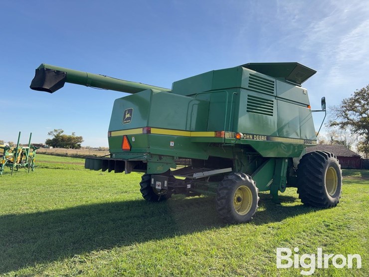 john-deere-9600-combine-image-5