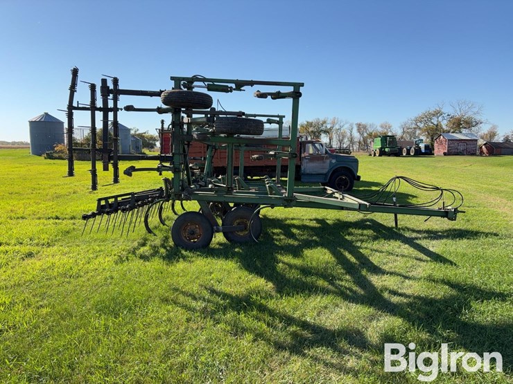 john-deere-1610-25'-chisel-plow-image-4