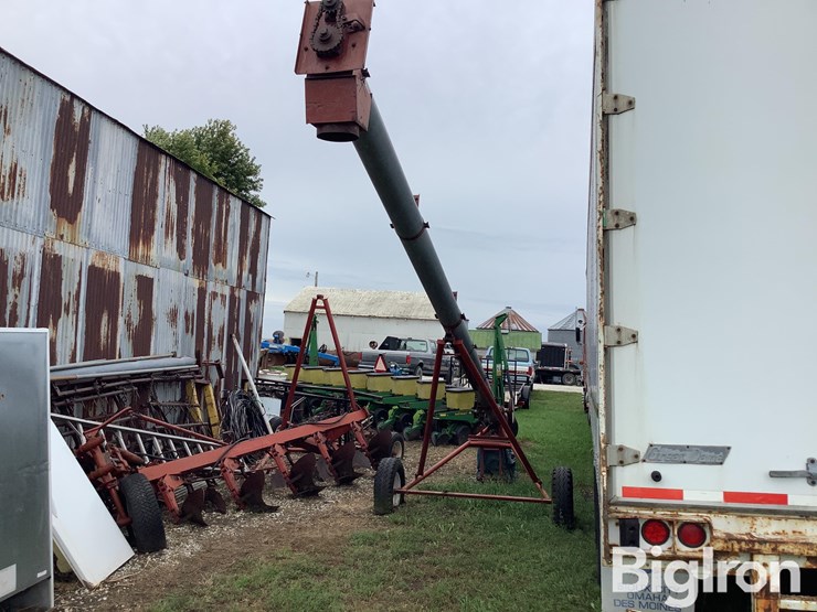 peck-electric-truck-auger-image-4