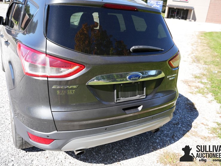 run-#30---2015-ford-escape-titanium-image-19