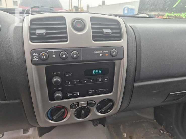 2012-chevrolet-colorado-image-13