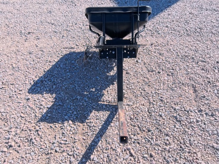#2054-•-moose-atv-seeder-image-4