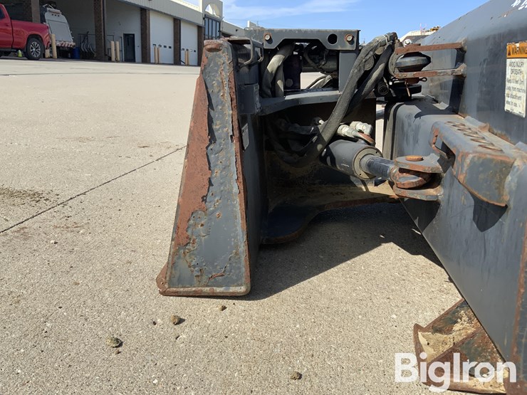 2008-bobcat-80"-6-way-skid-steer-dozer-blade-image-13