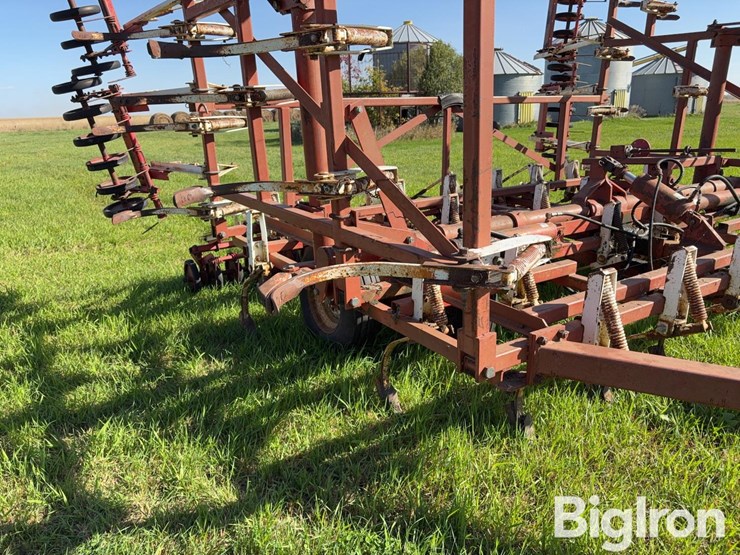 wil-rich-27’-field-cultivator-image-18