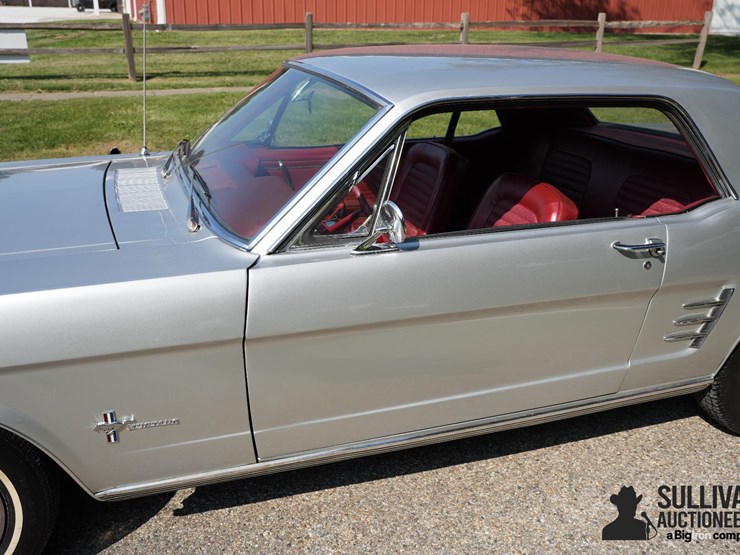 run-#88---1966-ford-mustang-coupe-image-16