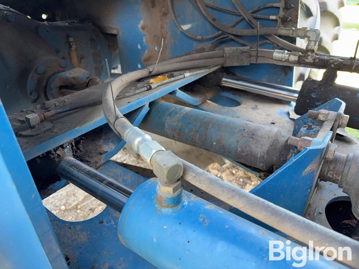 ford-versatile-9280-4wd-tractor-image-18