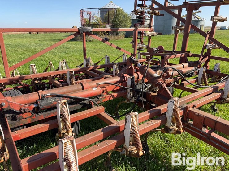 wil-rich-27’-field-cultivator-image-17
