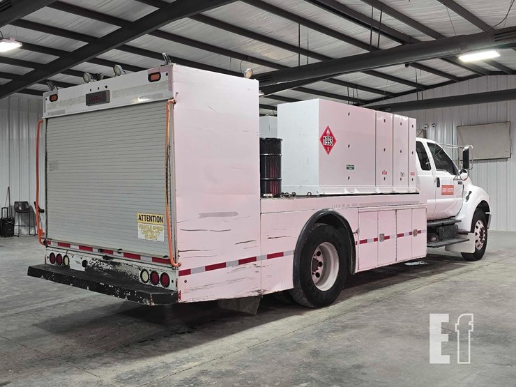 2015-ford-f750-xl-sd-image-3