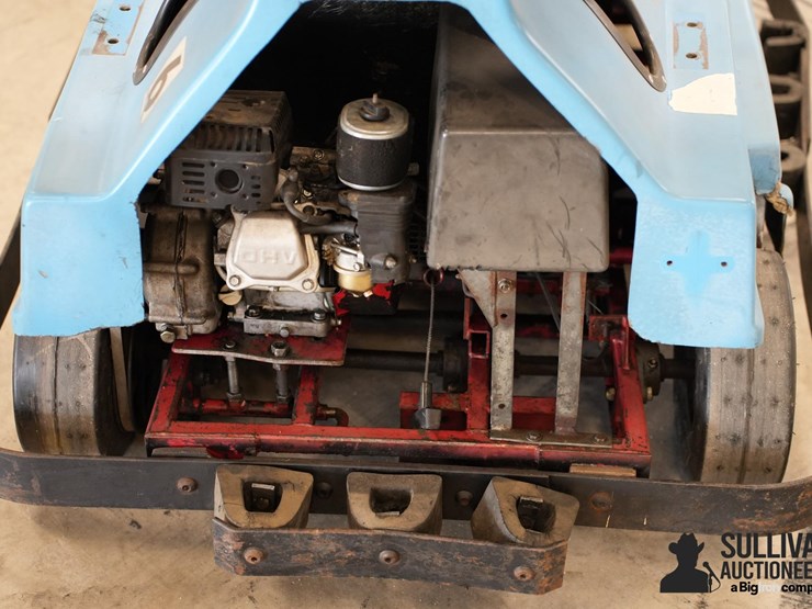 run-#160---racer-gas-powered-go-kart-image-16