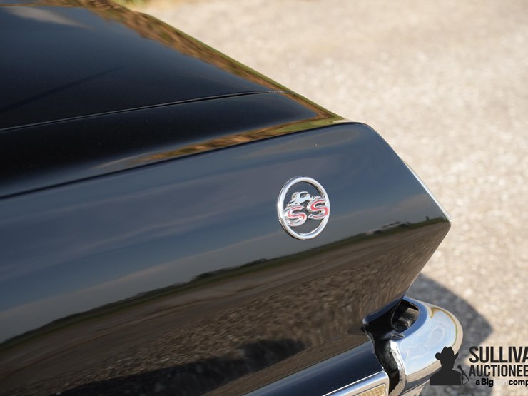 run-#64---1963-chevrolet-impala-ss-image-20