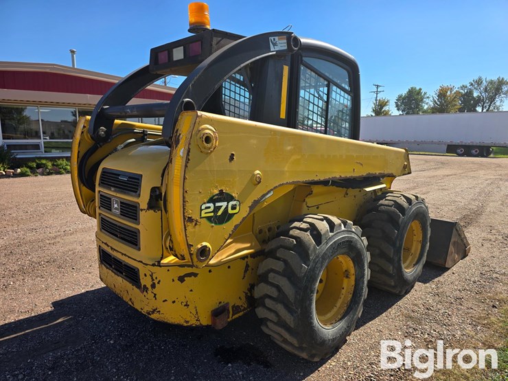 2000-john-deere-270-skid-steer-image-5