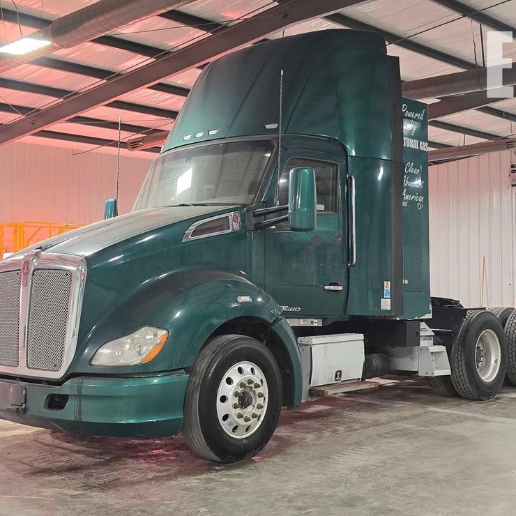 2017 KENWORTH T680