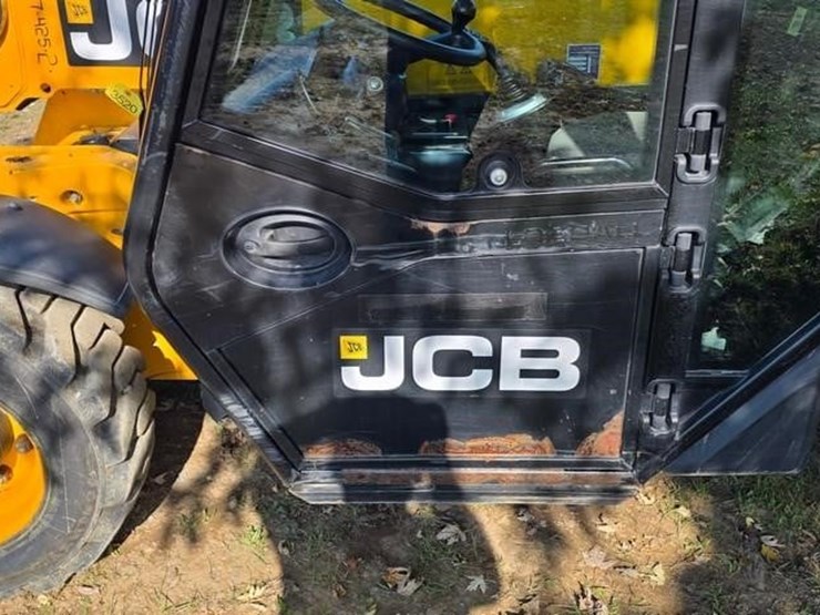 2018-jcb-505-20tc-image-13