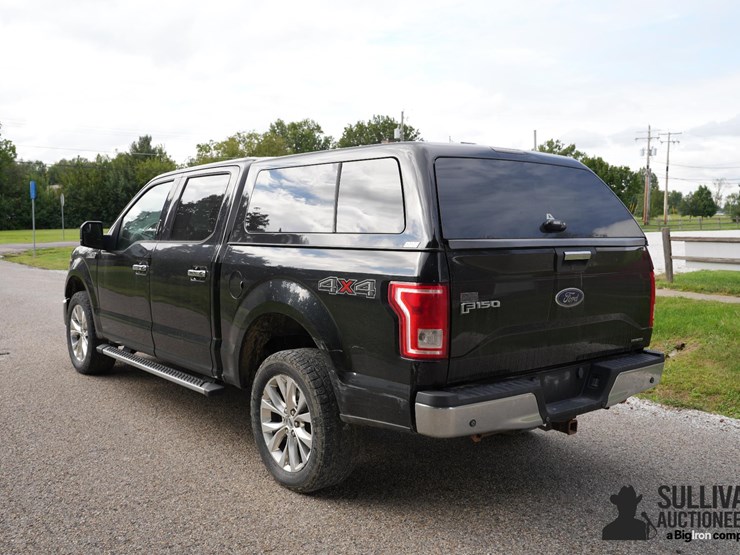 run-#44---2016-ford-f150-xlt-crew-cab-4x4-pickup-image-7