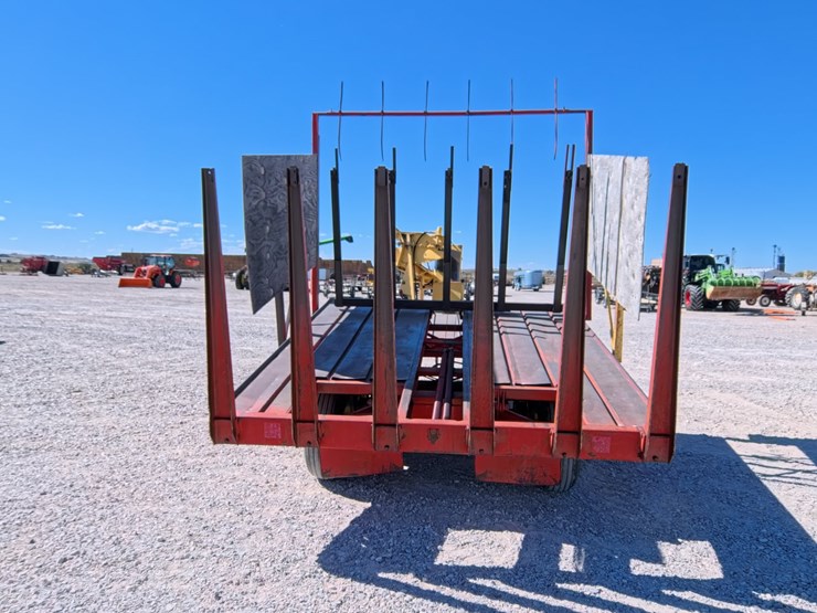 #1029-•-new-holland-1033-small-square-bale-stacker-image-4