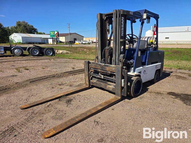 nissan-120lp-g96-forklift-image-1