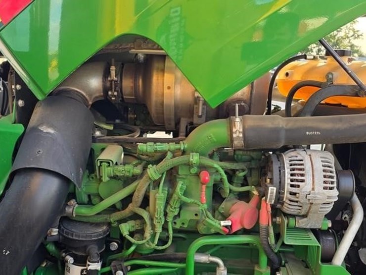2019-john-deere-5100e-image-55