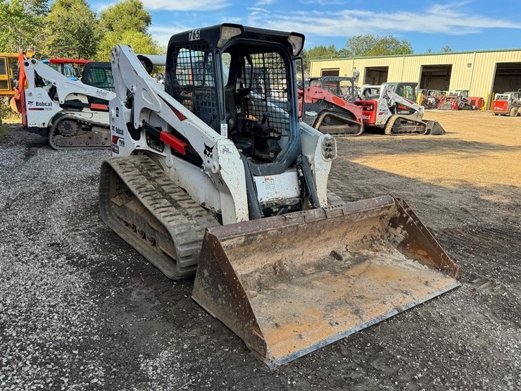 2023-bobcat-t740-skid-steer-loader-image-8