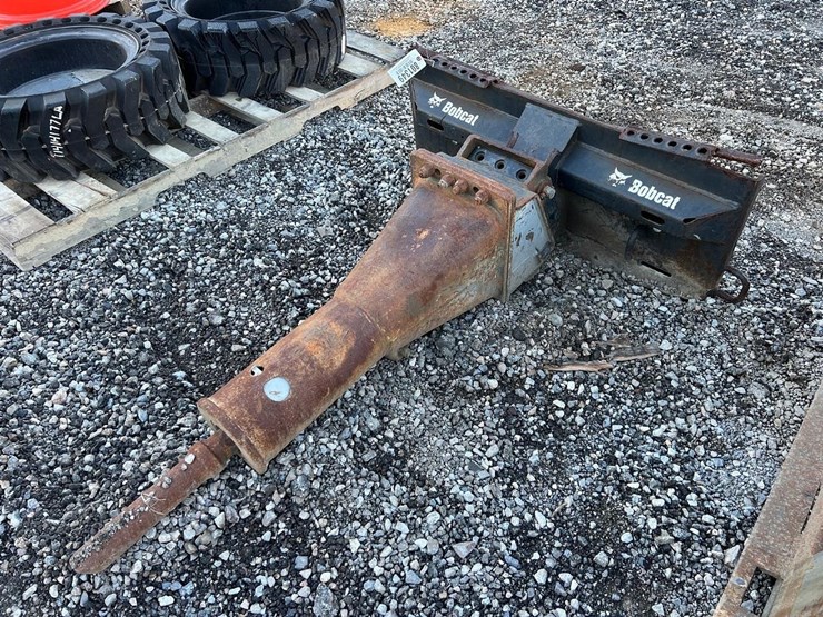 bobcat-skid-steer-hammer-breaker-image-2