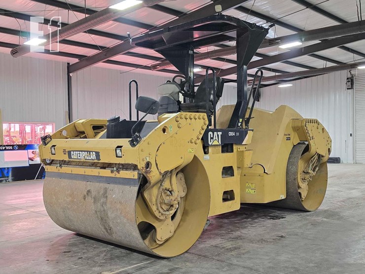 2009-caterpillar-cb54-image-1