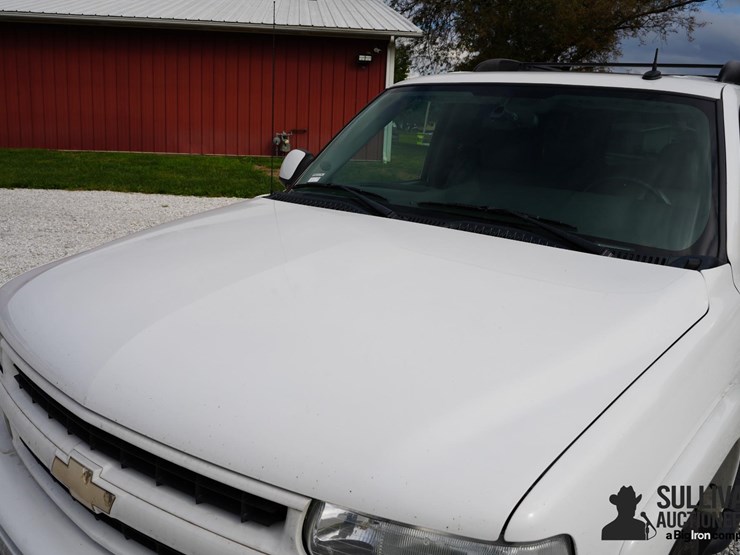 run-#42---2004-chevrolet-tahoe-4x4-suv-image-10