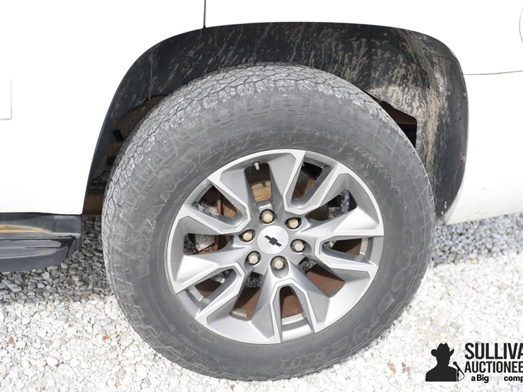 run-#45---2013-chevrolet-tahoe-k1500-4x4-image-17