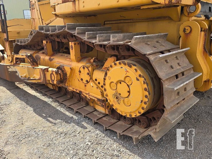 2017-caterpillar-d7e-image-31