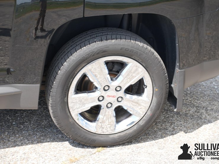 run-#104---2014-gmc-terrain-sle-suv-image-20