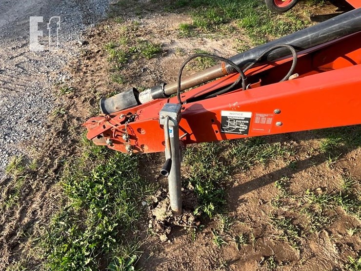 hesston-846a-image-23