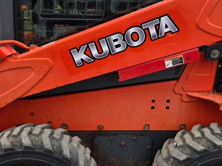 2016-kubota-ssv65-image-12