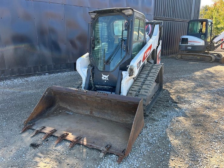 2023-bobcat-t66-skid-steer-loader-image-2