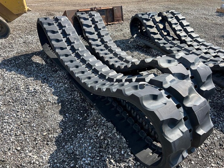 bridgestone-500x78x92fs-excavator-tracks-image-4