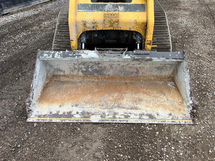 2006-caterpillar-277b-skid-steer-loader-image-11