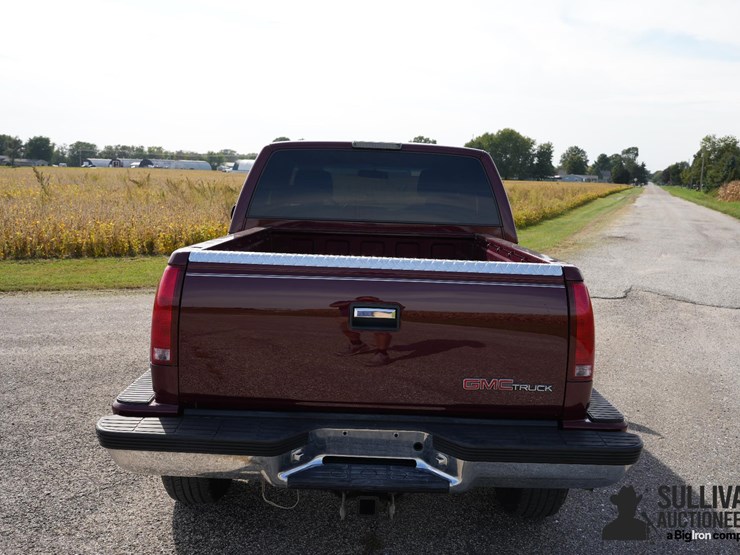 run-#139---1996-gmc-sierra-1500-4x4-stepside-pickup-image-6