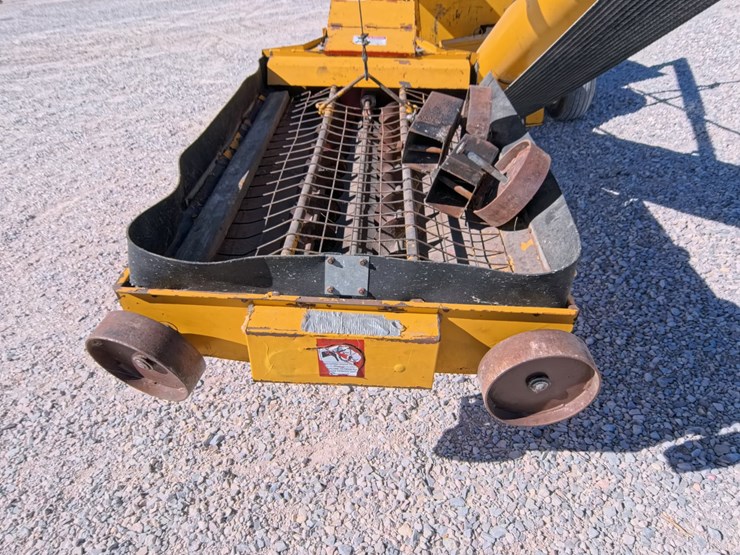 #1025-•-2006-henke-buffalo-1254-roller-mill-image-23