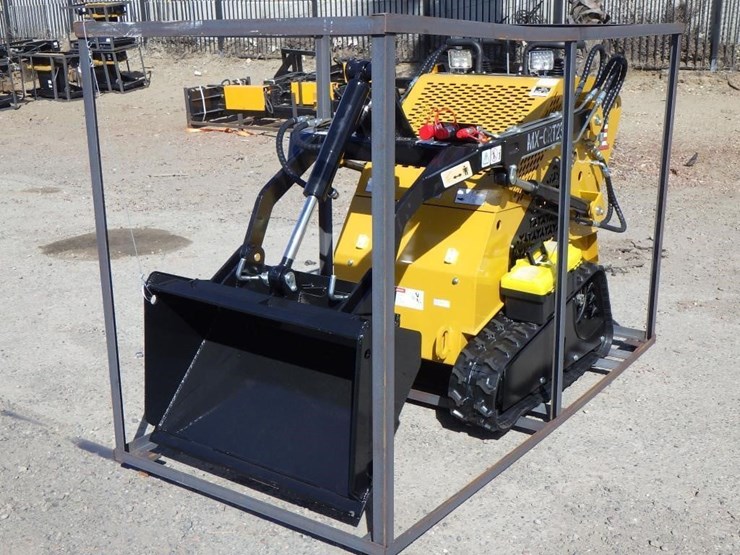 2026-agt-mx-crt23-skid-steer-loader-image-1