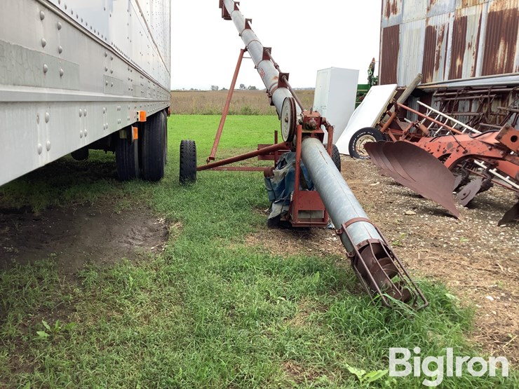 peck-electric-truck-auger-image-3