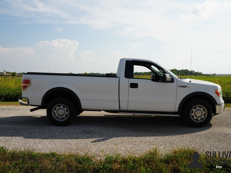 run-#7---2012-ford-f150-xl-regular-cab-pickup-image-4