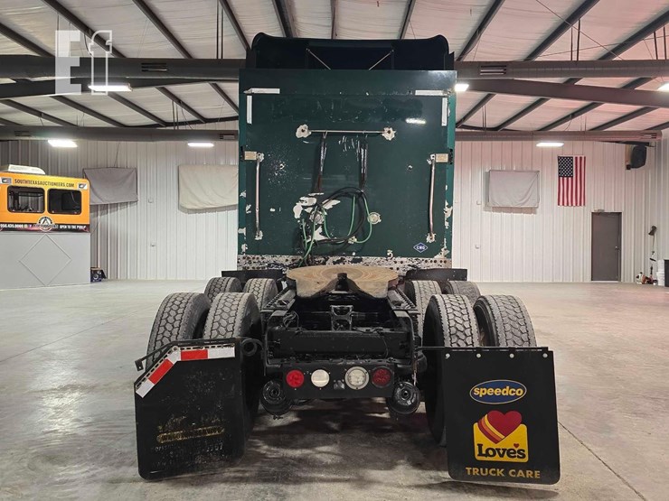 2017-kenworth-t680-image-8